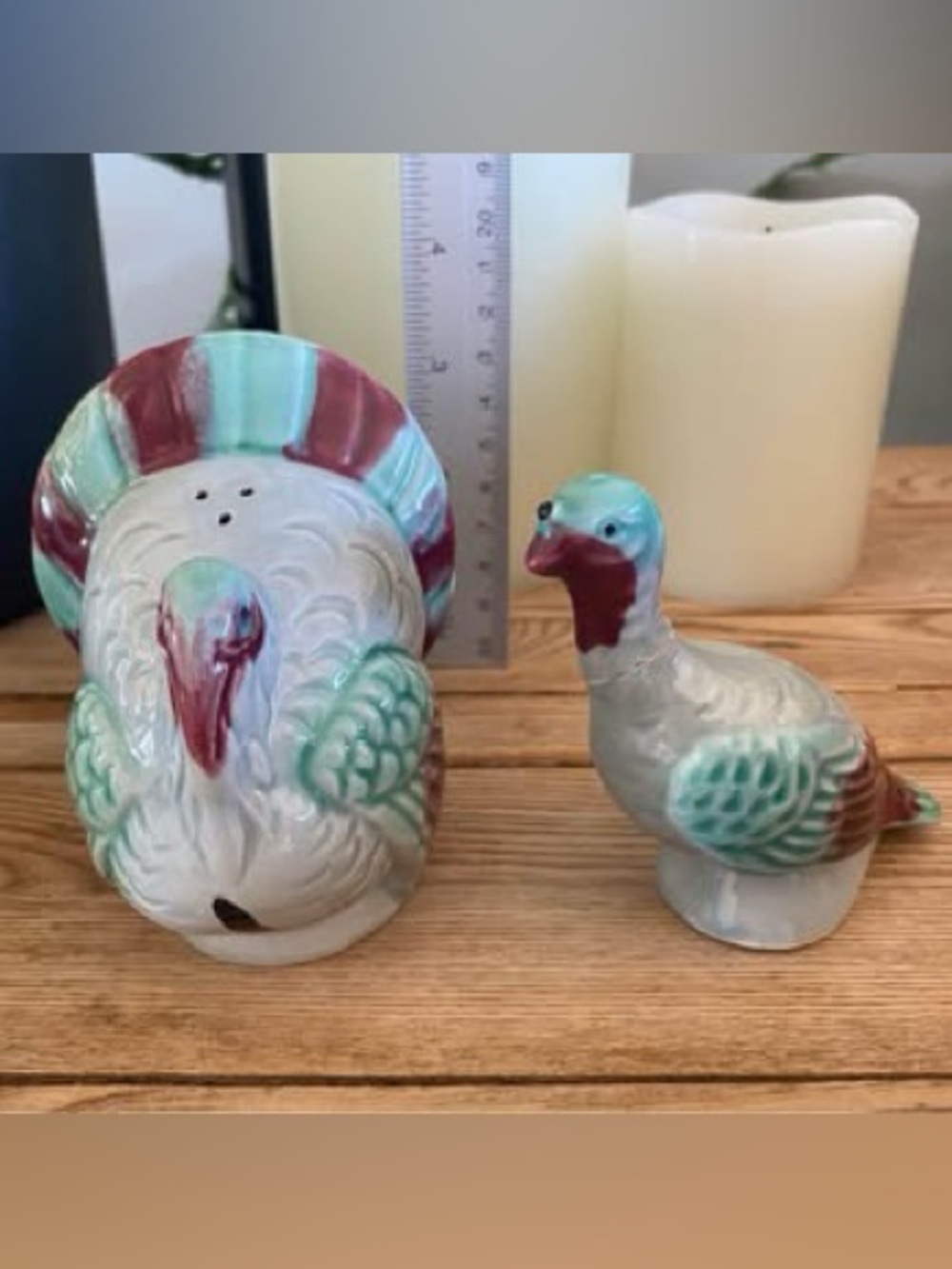 Vintage Thanksgiving Turkey Salt and Pepper Shakers Set Pearlized Glaze Repaired